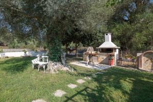 A garden outside Villa Varka
