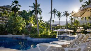 Bassein majutusasutuses Barceló Puerto Vallarta - All Inclusive või selle lähedal