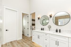 Ένα μπάνιο στο The White Pearl - Amazing Luxury Chalet with Mountain Views +46 φωτογραφίες