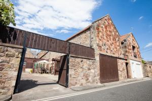 Gallery image of Painters Cottage in Haddington