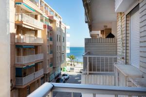 A general sea view or a sea view taken from Az apartmant