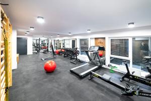 Posilňovňa alebo fitness centrum v ubytovaní Apartamenty Przy IV Śluzie - LUX 50m2