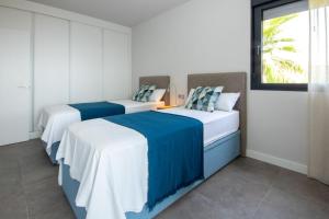Postel nebo postele na pokoji v ubytování Luxury apartment stunning seaview BS 3104 + 33 fotografií