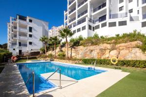 Bazén v ubytování Luxury apartment stunning seaview BS 3104 nebo v jeho okolí