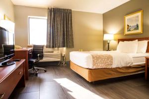 Fotografie z fotogalerie ubytování La Quinta Inn by Wyndham Milwaukee Airport / Oak Creek v destinaci Oak Creek + 25 fotografií