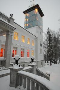 Pühajärve Spa & Holiday Resort að vetri til