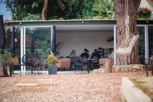 Hóspedes ficando em A House in Estoril - Adults Only