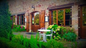 Zahrada ubytování LOGIS Hôtel LE DAHU