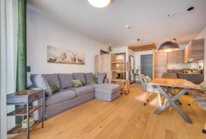 Posezení v ubytování Kleiner Alpiner Boudoir in der Residenz Silvretta - Inklusive Silvretta Card Premium