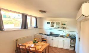 Fotografia z galérie ubytovania Napkert Apartman v destinácii Noszvaj