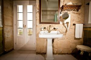 Kylpyhuone majoituspaikassa Casa Grande la Almuiña