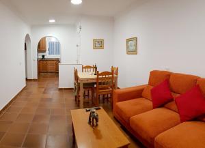 Posezení v ubytování APARTAMENTO MAYI 2