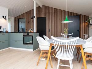 Imagen de la galería de Holiday home Sydals LXII, en Neder Lysabild