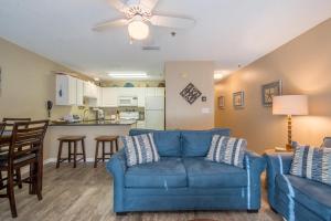 Kuchyň nebo kuchyňský kout v ubytování Grand Caribbean West 116 By Pkrm