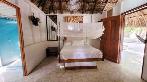 Koupelna v ubytování Isla Grande Eco-Hostal