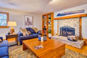 Gallery image of Mountain Slumber in Sapphire