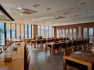 Restavracija oz. druge možnosti za prehrano v nastanitvi Sancheong Korean Medicine Family Hotel