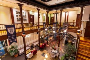 an overhead view of the lobby of a hotel at Hotel La Cofradía Pub-House in Cuenca