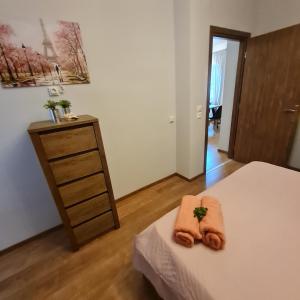 A bed or beds in a room at Casa di Martha