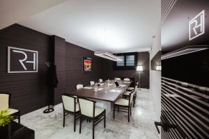 Posezení v ubytování Raffaello Hotel & Mooka Restaurant