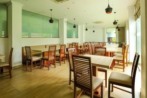 Restaurace v ubytování Hotel Ganthera Kandy