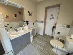 Photo de la galerie de l'établissement Le Chalet des Vignes, à Saint-Laurent-des-Vignes