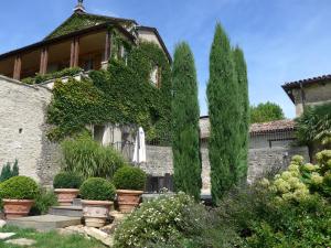 Zahrada ubytování Clos de Mont July, chambres avec vue et terrasse dans demeure historique