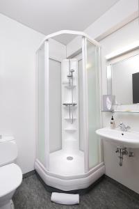 Baðherbergi á Hotel Edda Akureyri