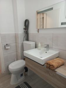 Kúpeľňa v ubytovaní Onix -Orfű Aqua Apartman