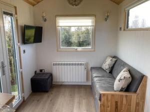 Gallery image of The Ashmere Tiny House in Coldingham