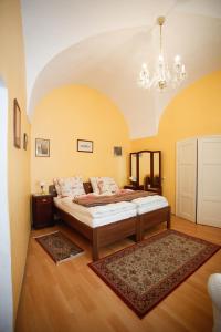 Postel nebo postele na pokoji v ubytování Miraculous Appartement