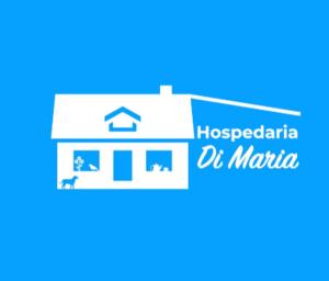 une photo d'une maison avec le texte hospitalina de maria dans l'établissement Hospedaria De Maria, à Salvador
