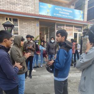 Επισκέπτες που μένουν στο Hotel Pokhara Paradise