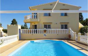 Bazén v ubytovaní Pet Friendly Home In La Font Den Carros alebo v jeho blízkosti