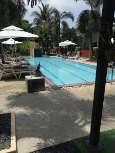 ViVi Hotel Resort tesisinde veya buraya yakın yüzme havuzu