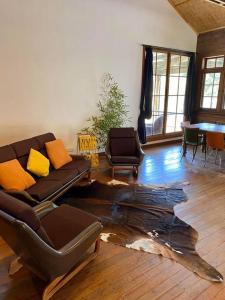 Gallery image of KINCLAVEN ESCAPES Farm Stay - Wine Region - Family in Harewood