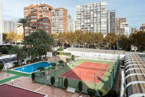 Basen w obiekcie Seafront Luxury Levante Beach / Primera línea playa levante lub w pobliżu