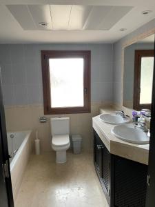 A bathroom at Buena Vista D3