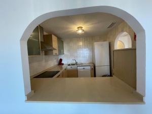 A kitchen or kitchenette at Buena Vista D3