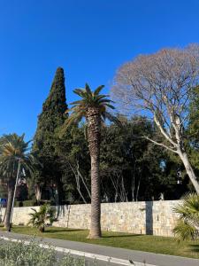 Zahrada ubytování Spacious apartment close to the sea in Split area
