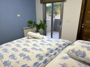 Gallery image of Panoramic Sea View 2 Bedroom Apartment in Jbeil +10 photos