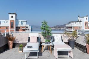 A balcony or terrace at La Terrazza