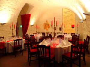 Restaurace v ubytování Schloss Geisa + 37 fotografií