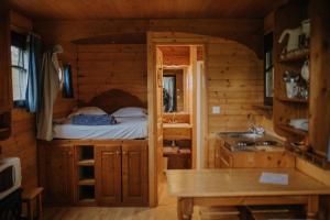 Ein Bett oder Betten in einem Zimmer der Unterkunft Domaine d'Escapa