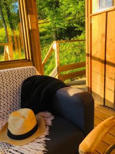Ein Sitzbereich in der Unterkunft Domaine d'Escapa