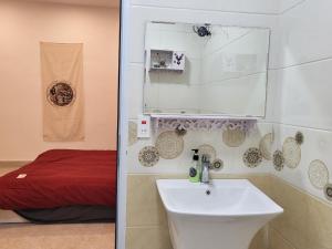 Phòng tắm tại BA CON ECH Home and Stay- No 28 lane 259 Nguyen Duc Canh