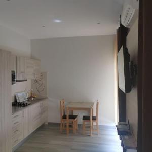 Kuchyň nebo kuchyňský kout v ubytování Ellen Apartamento T0 - Inforsal