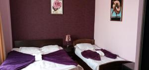 Letto o letti in una camera di Hotel TWINS ANNA