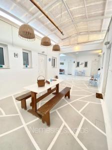 Fotografie z fotogalerie ubytování Nemesis Studios v destinaci Aegina