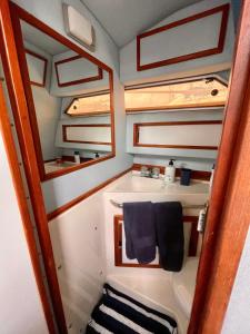 A bed or beds in a room at Barco TUAREG